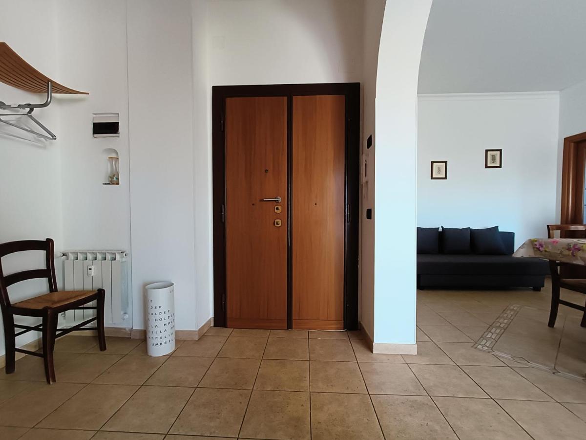 Avellini - Delightful And Spacious Apartment With Terrace - Near Metro A Cornelia Roma Exterior foto