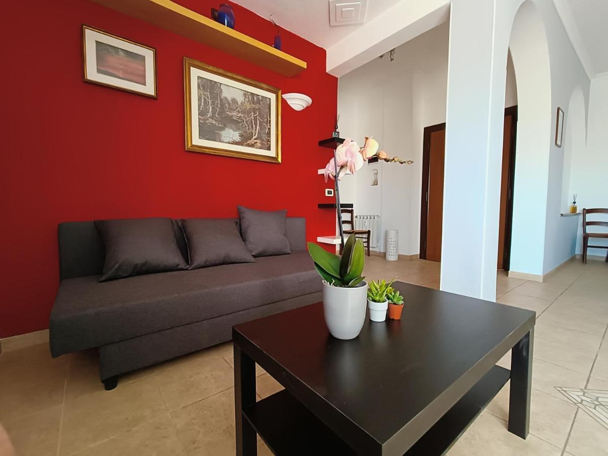 Avellini - Delightful And Spacious Apartment With Terrace - Near Metro A Cornelia Roma Exterior foto